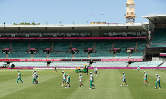 Mask Wearing Mandatory at Sydney Cricket Test