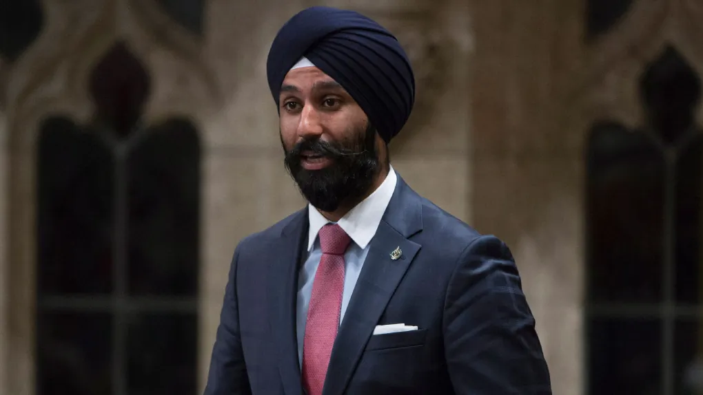 Liberal MP Raj Grewal rises in the House of Commons in Ottawa on June 3, 2016. (The Canadian Press/Adrian Wyld)