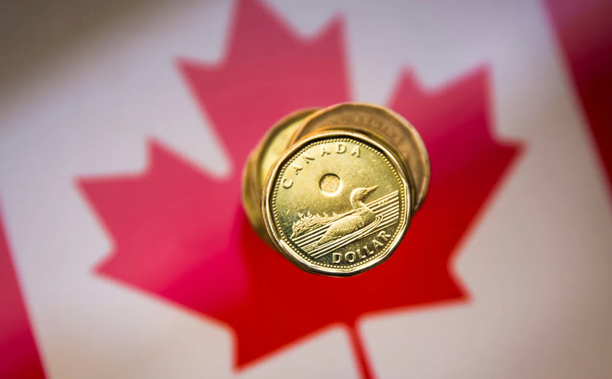 A file photo of a Canadian dollar coin.(Mark Blinch/Reuters)