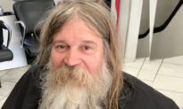French Barber Gives Homeless Man Incredible Transformation, and Video Goes Viral