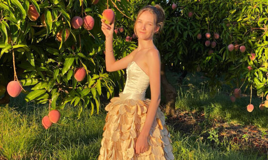 New Zealand Girl Creates Entire Gown From Mango Pits to Shed Light on Food Waste