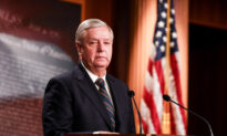 Sen. Lindsey Graham: Pardoning US Capitol Rioters Would ‘Destroy’ Trump