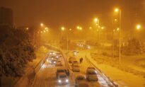 Two Die in Spanish Storm, Troops Deployed to Help Motorists Stranded by Snow