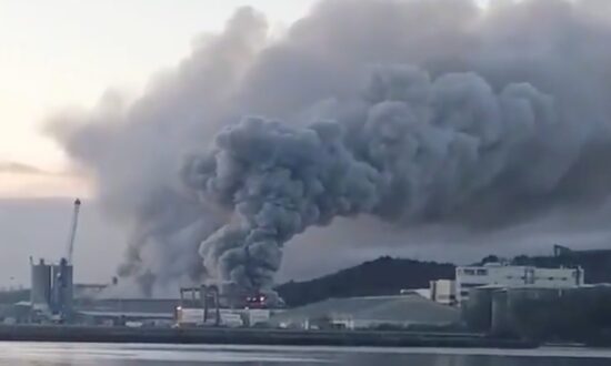 Large Fire at Ireland’s Port of Cork Brought Under Control