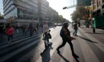 One Dead After Fire Hits Mexican Capital’s Subway Headquarters