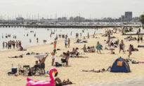 Melbourne Braces for Hottest Day in a Year