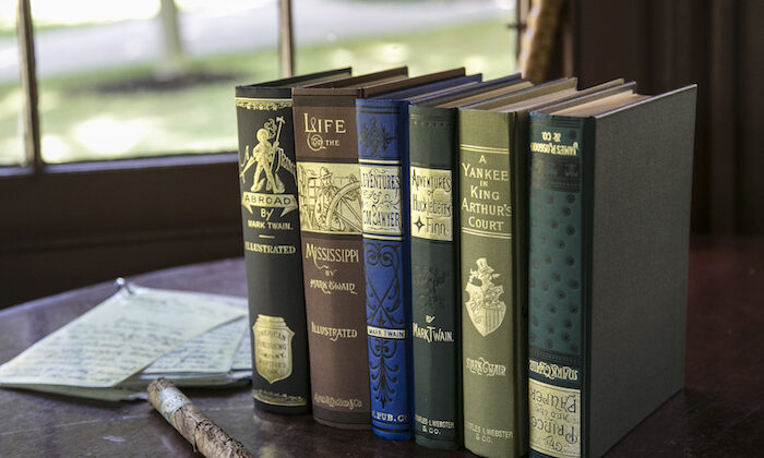 Some of Mark Twain's classics in his study in Elmira, N.Y. (Samira Bouaou/The Epoch Times)