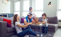 Screen-Free Winter Family Fun at Home