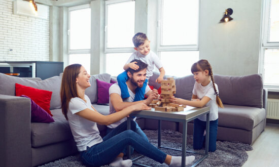 Screen-Free Winter Family Fun at Home