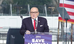 New York Bar Association Begins Probe to Expel Trump Lawyer Giuliani