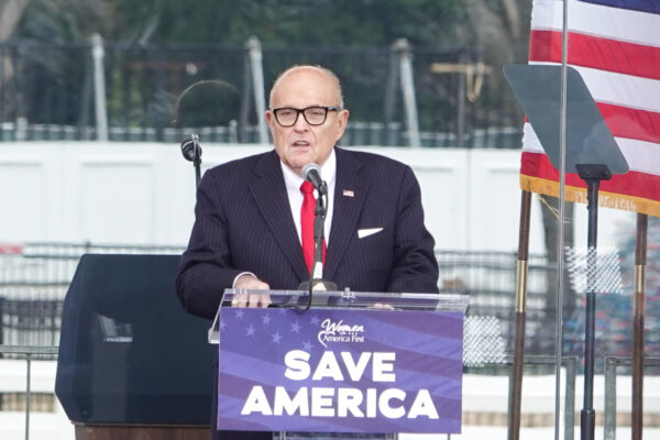 giuliani at rally