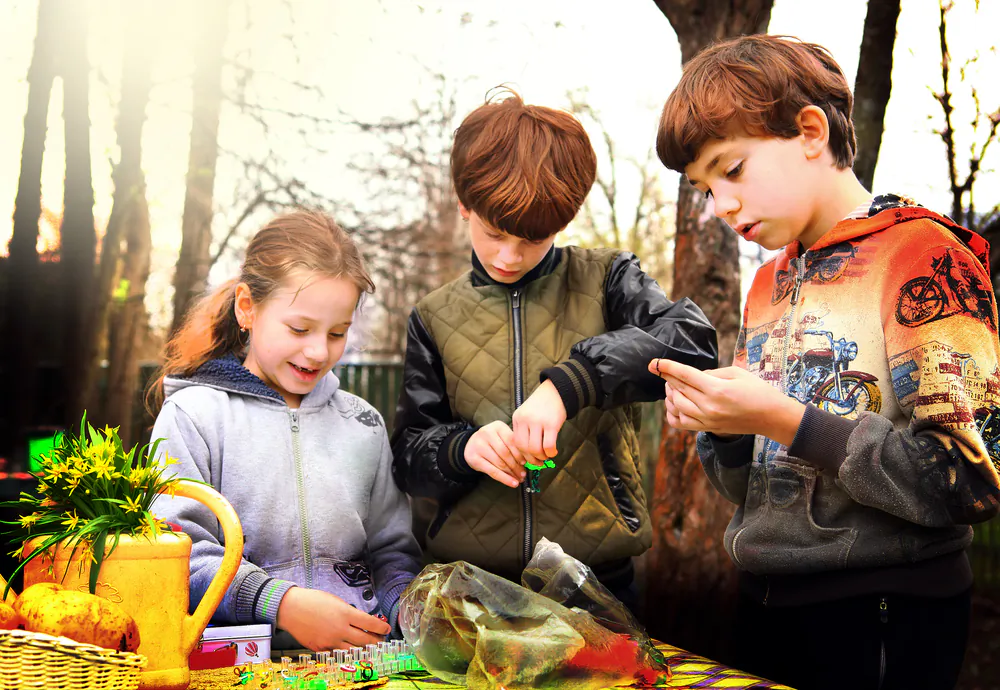 Some families have formed "learning pods" until schools run at full steam again. (Lapina/Shutterstock)