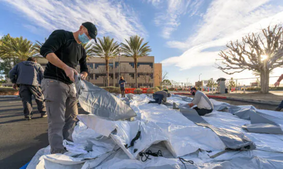 Samaritan’s Purse Deploys Field Hospital in LA County