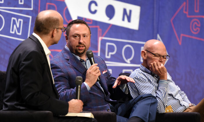 Jason Miller (C) at the 'Deconstructing: How Trump Won' panel during Politicon at Pasadena Convention Center in Pasadena, Calif., on July 30, 2017. (Joshua Blanchard/Getty Images  for Politicon)