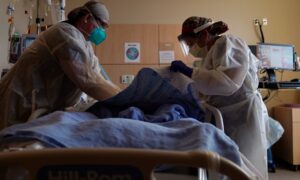 US COVID-19 Deaths Hit Another One-Day High at Over 4,300