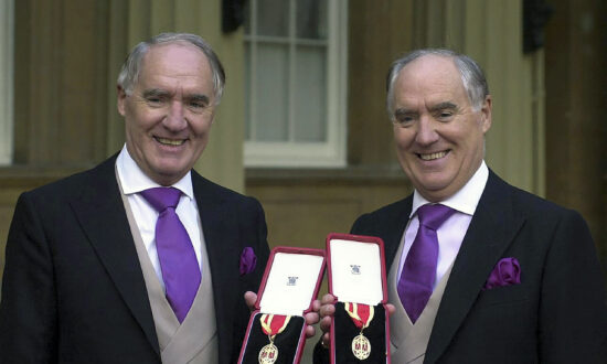 David Barclay, Billionaire Twin Telegraph Owner, Dies at 86