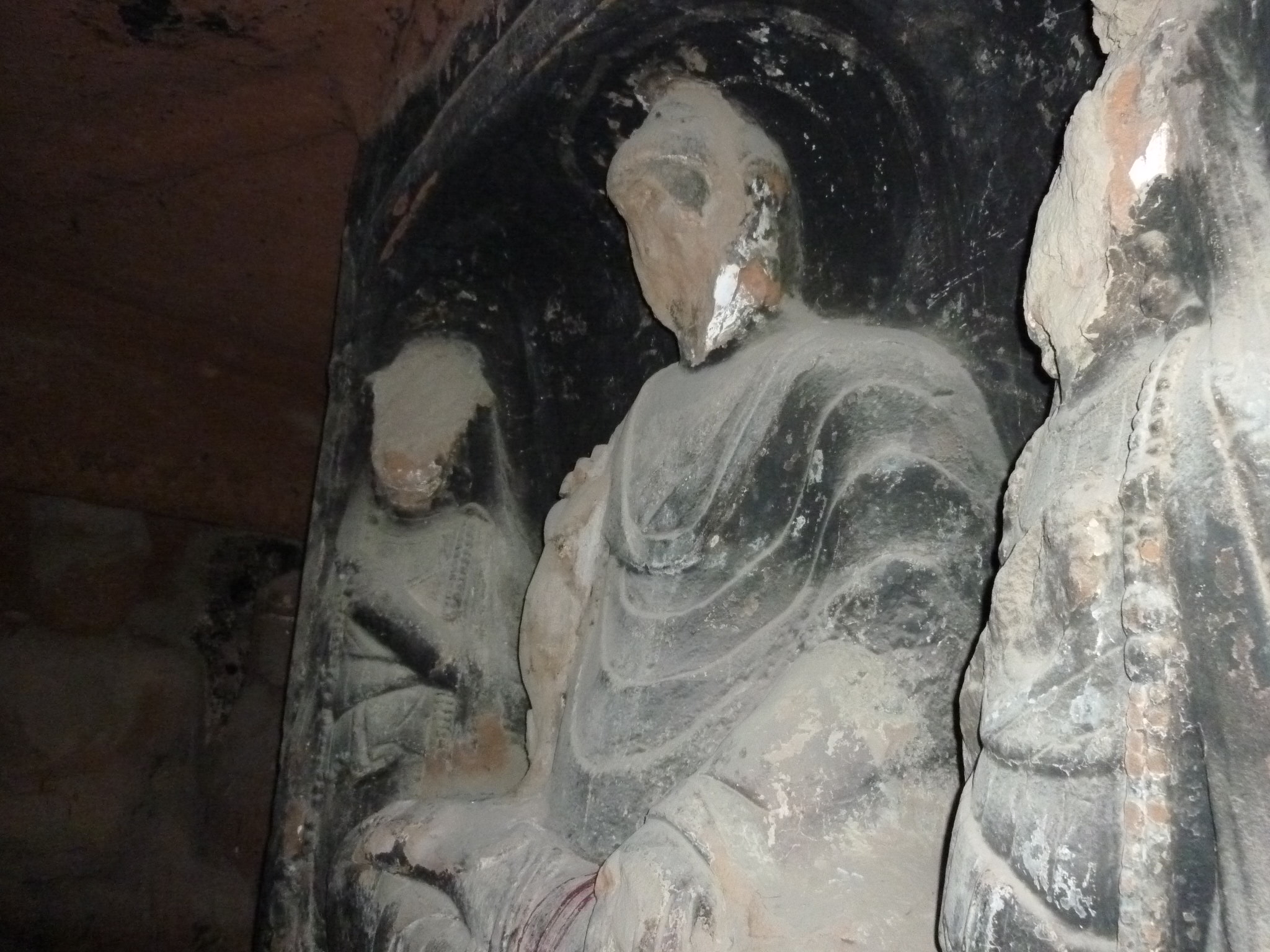 Az 1966-tól 1976-ig tartó kulturális forradalomban elpusztított Buddha-szobrok