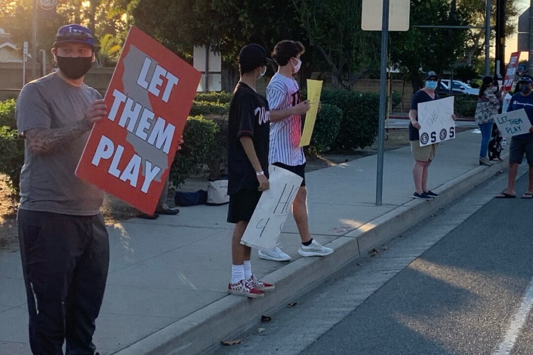High School Athletes Rally in Fullerton for Outdoor Sports | The Epoch ...