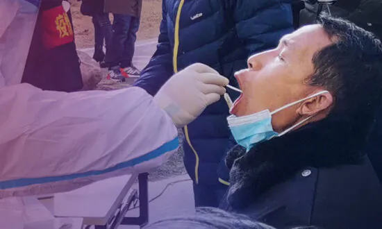 China Insider: Chinese City Scrambles to Fight CCP Virus Amid False Negative Tests