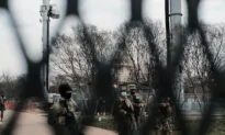 Video: Live Q&A: National Guards in DC Screened for Political Views; Melania Calls for Peace