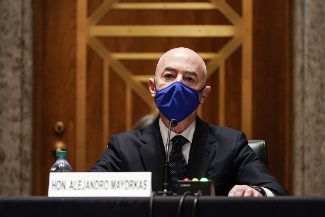 Homeland Security Nominee Refuses to Commit to Keeping Current Border Wall