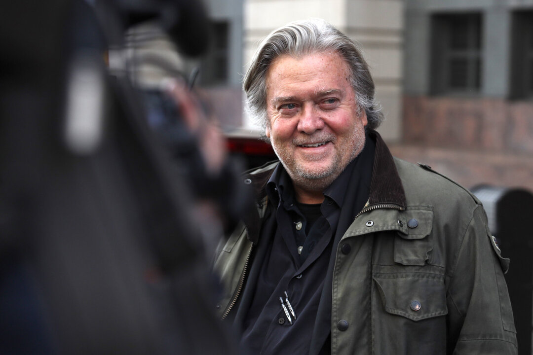 Trump Pardons Former White House Strategist Steve Bannon in Wave of Pardons, Commutations