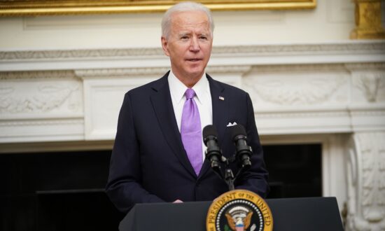 Republican Lawmakers Call for Tough Biden Response After CCP Sanctions Trump Officials