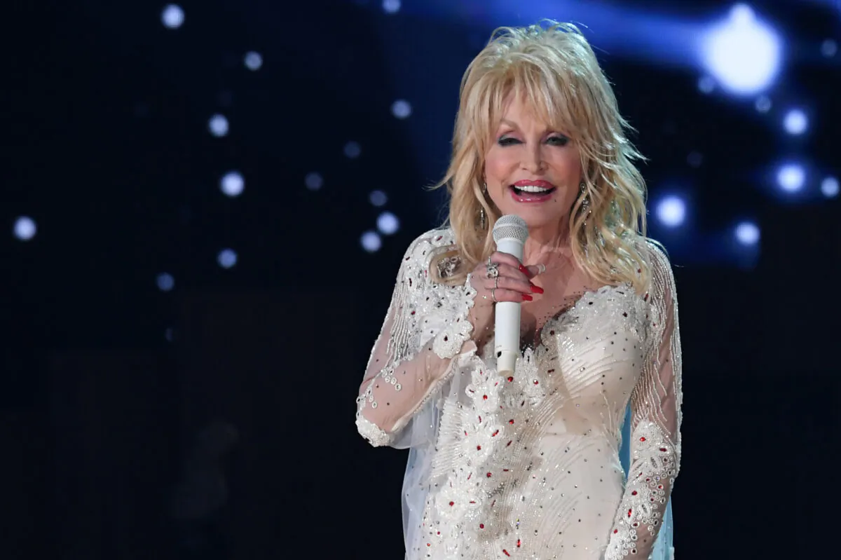 U.S. singer Dolly Parton performs onstage during the 61st Annual Grammy Awards in Los Angeles, on Feb. 10, 2019. (Robyn Beck / AFP via Getty Images)