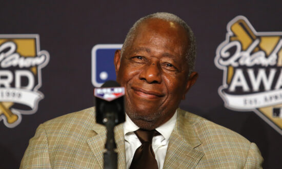 MLB Legend Hank Aaron Dead at 86