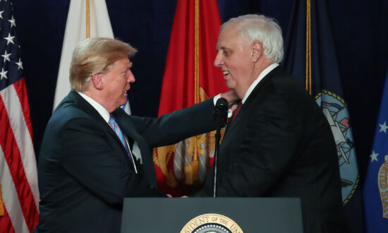 West Virginia Governor Wants to Boost Vaccine Administration to at Least 5 Million Per Day