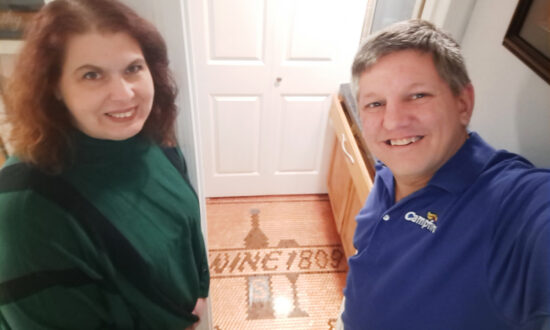 Crafty Husband Surprises Wife by Covering Wine Cellar Floor With Almost 3,000 Pennies