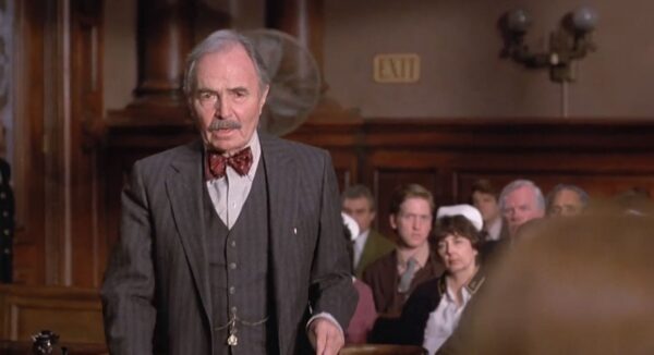 _old lawyer in court