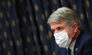 US Lawmaker Urges Biden to Keep His Promise to Address TikTok Security Risks