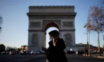 Police Fire Tear Gas at ‘Freedom Convoy’ Protesters in Paris