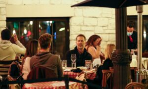 Chicago Restaurants, Bars Officially Resume Indoor Service