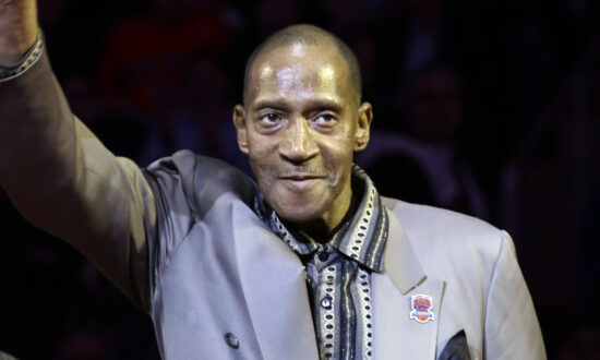 Harthorne Wingo, 73, Fan Favorite on Knicks Title Team, Dies