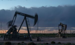 Widespread Concern in New Mexico as Biden Halts New Oil, Gas Leases