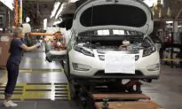 US Core Capital Goods Orders Rise in Boost to Business Investment