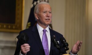 White House: Biden Didn't Set New Goal on CCP Virus Vaccines