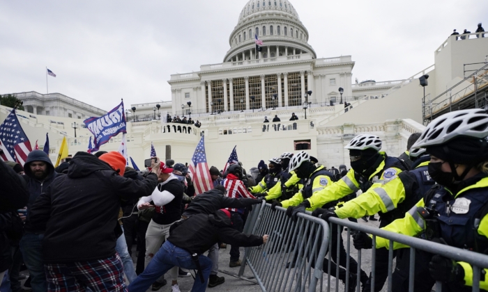 Protesters clash with police at the U.S. Capitol in Washington on Jan. 6, 2021. (Julio Cortez/AP Photo)