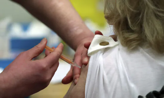 Healthy Adults Voluntarily Infected With CCP Virus in 1st Human Challenge Study