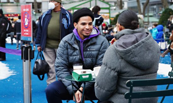 Indoor Dining to Resume in New York City on Valentine’s Day, Governor Says