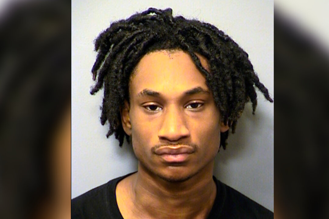Teen Faces 6 Murder Counts in Shootings at Indianapolis Home | The ...
