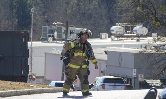 Workers Escaped Deadly Leak by Going Through Nitrogen Fog