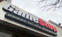 UK Platform IG Stops New Trades of GameStop and AMC