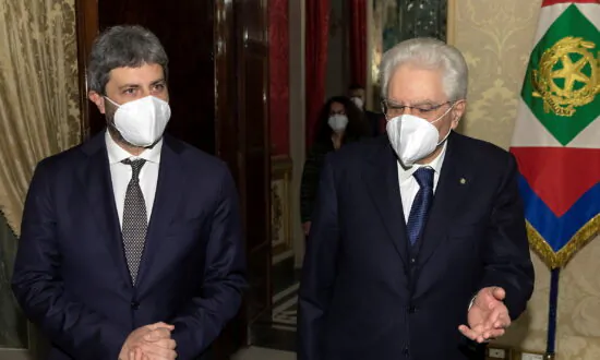 Talks to Revive Italian Government Fail, All Eyes on President