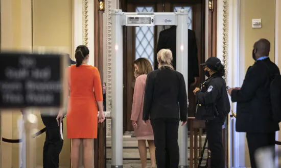 House Ethics Committee Dismisses GOP Lawmaker’s $5,000 Metal Detector Fine
