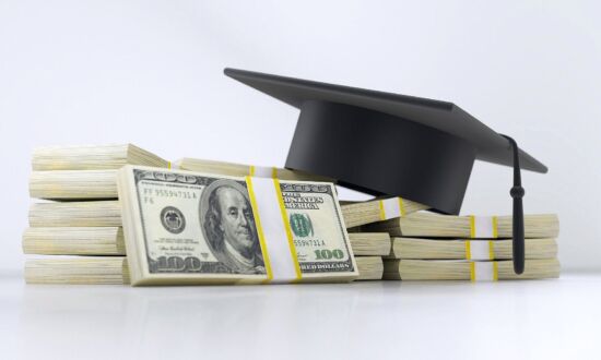 Subsidized vs. Unsubsidized Student Loans: Which One Is Better? Here’s What You Need to Know.