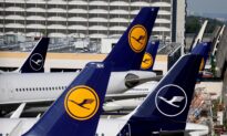 Lufthansa Raises 1.6 Billion Euros to Repay German Government Aid