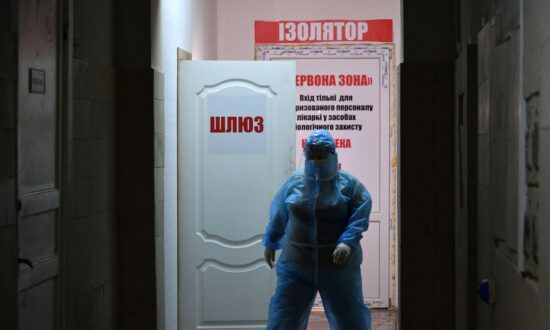 Ukraine Hospital Fire Kills 3 COVID-19 Patients, Doctor